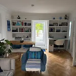 Cozy 1 Bed Flat With Terrace Close To Portobello